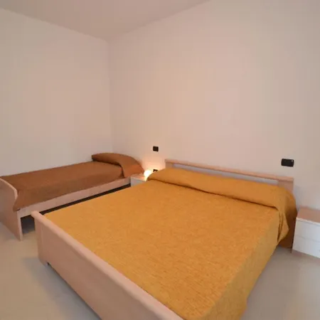Modern By The Appartement Rosolina Mare