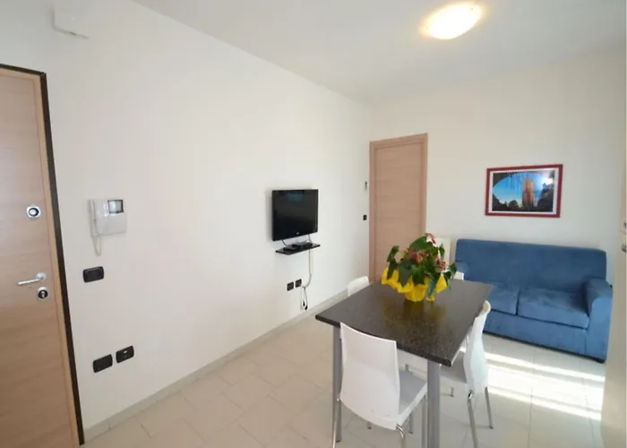 Apartament Modern By The *