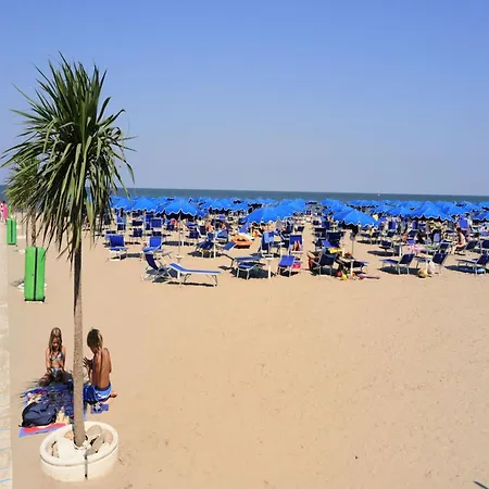 Apartment Modern For 5 Guests In Rosolina Mare